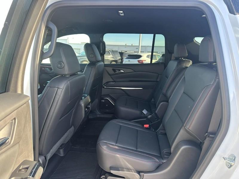 new 2026 Chevrolet Traverse car, priced at $51,175