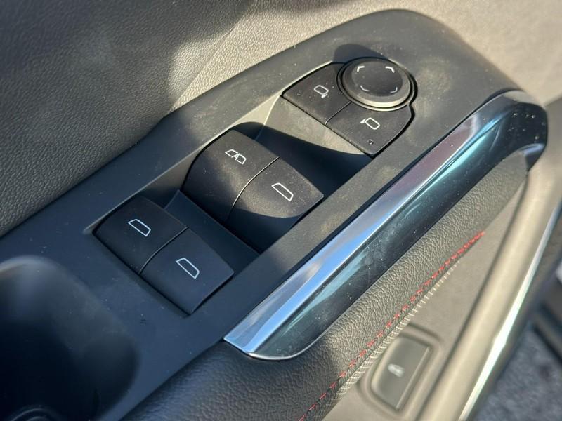 new 2026 Chevrolet Traverse car, priced at $51,175