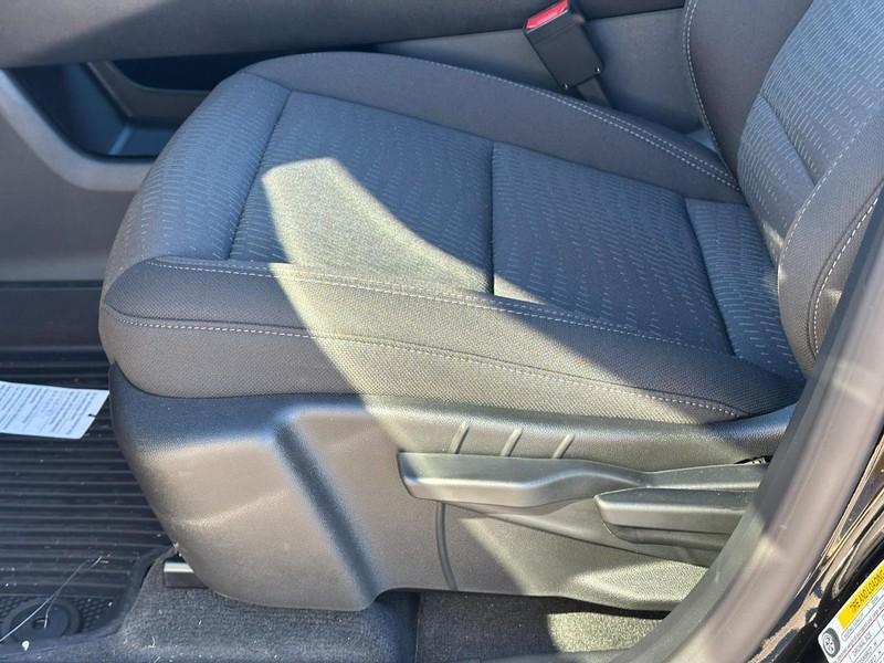 new 2026 Chevrolet Equinox car, priced at $29,645