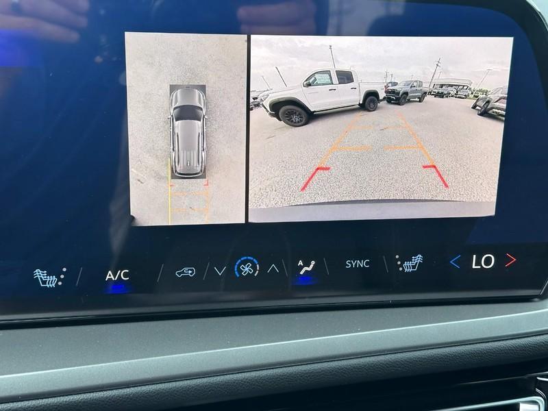 new 2025 Chevrolet Traverse car, priced at $40,060