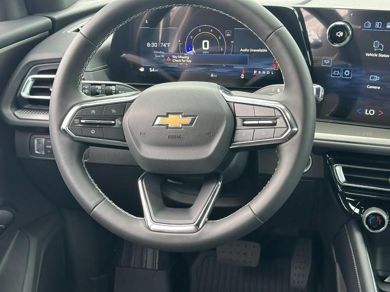 new 2025 Chevrolet Traverse car, priced at $40,060