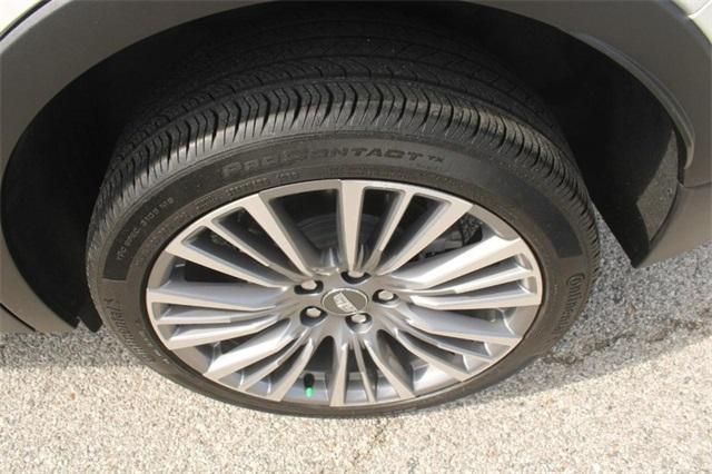 used 2024 Cadillac XT4 car, priced at $39,599