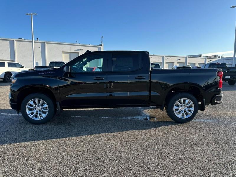 new 2025 Chevrolet Silverado 1500 car, priced at $44,025