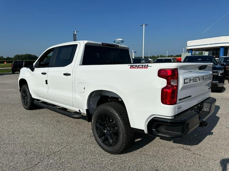 new 2025 Chevrolet Silverado 1500 car, priced at $42,705