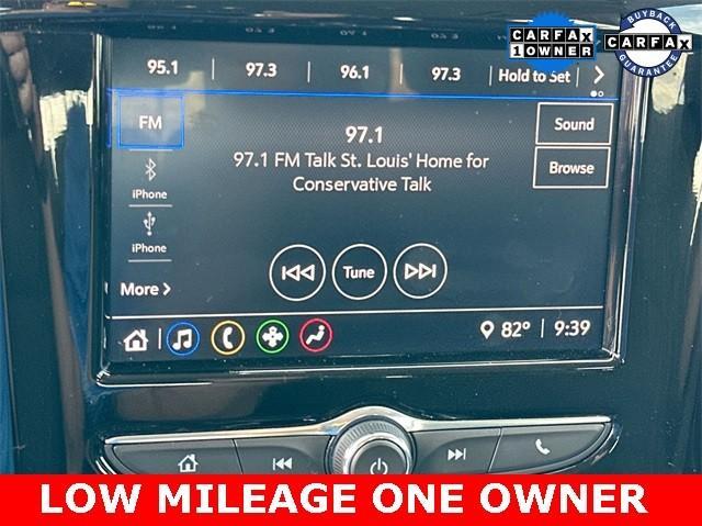 used 2021 Chevrolet Traverse car, priced at $29,555