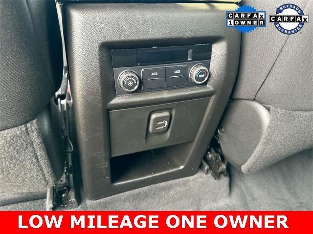 used 2021 Chevrolet Traverse car, priced at $29,555