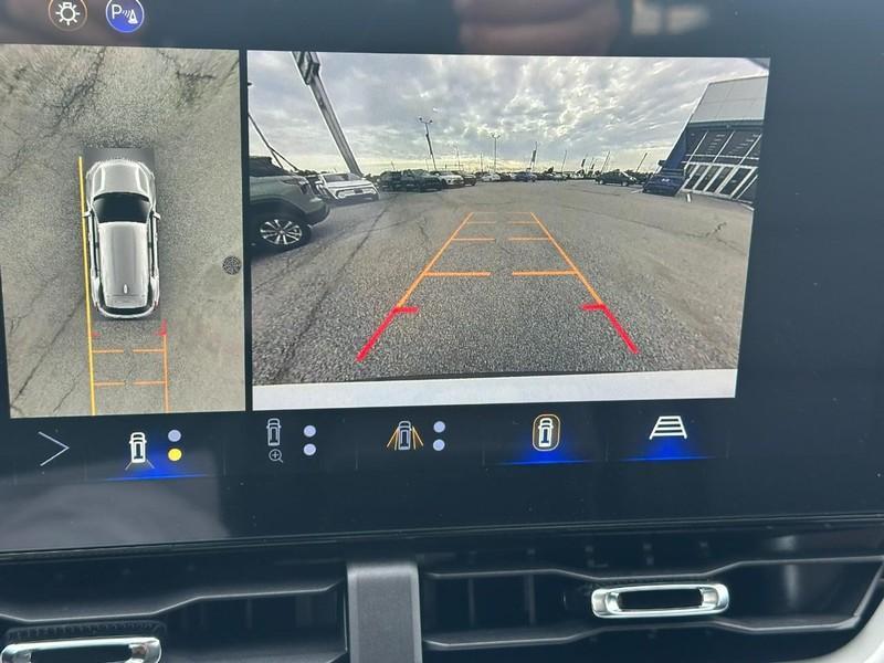 new 2026 Chevrolet Equinox car, priced at $30,755