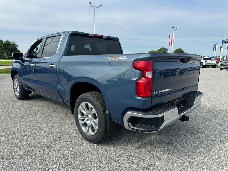 new 2024 Chevrolet Silverado 1500 car, priced at $50,725