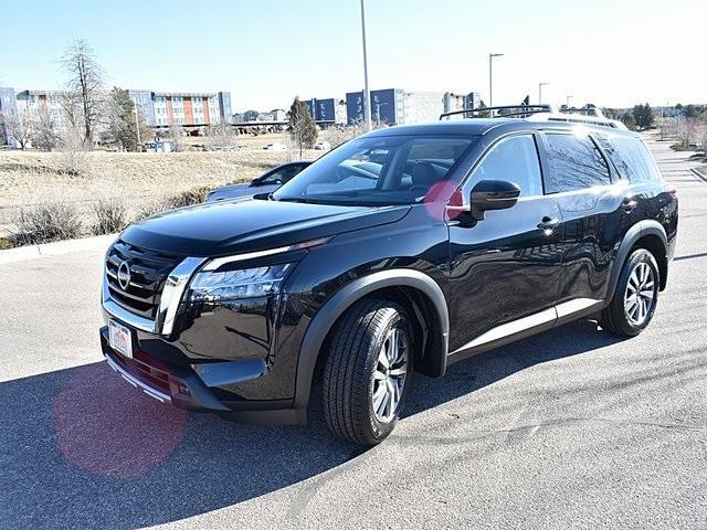 new 2024 Nissan Pathfinder car, priced at $43,773