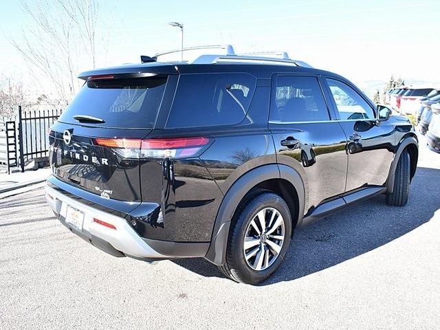 new 2024 Nissan Pathfinder car, priced at $43,773