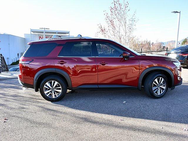 new 2024 Nissan Pathfinder car, priced at $43,801