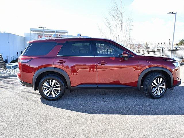 new 2024 Nissan Pathfinder car, priced at $42,330