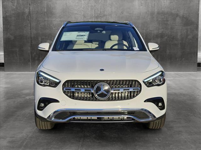 new 2025 Mercedes-Benz GLA 250 car, priced at $46,010