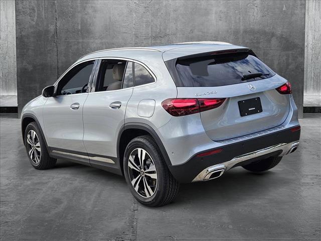 new 2025 Mercedes-Benz GLA 250 car, priced at $44,900