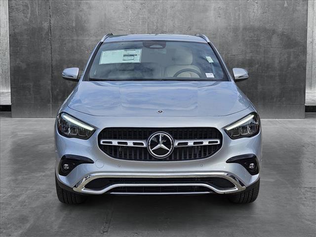 new 2025 Mercedes-Benz GLA 250 car, priced at $44,900