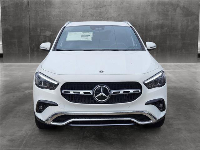 new 2025 Mercedes-Benz GLA 250 car, priced at $44,355