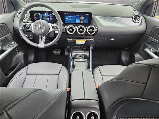 new 2025 Mercedes-Benz GLA 250 car, priced at $44,355