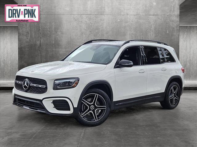 new 2025 Mercedes-Benz GLB 250 car, priced at $51,945