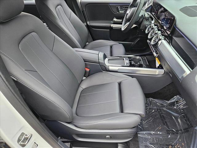 used 2025 Mercedes-Benz GLB 250 car, priced at $40,777