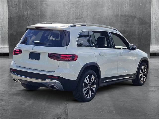 new 2025 Mercedes-Benz GLB 250 car, priced at $47,110