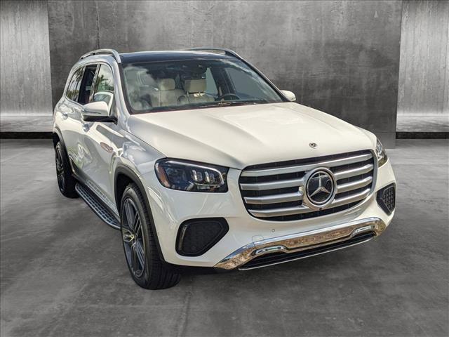 new 2024 Mercedes-Benz GLS 450 car, priced at $90,145