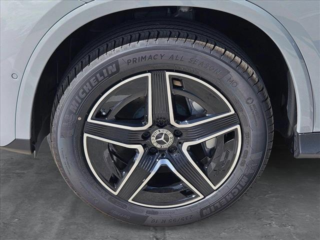 new 2025 Mercedes-Benz GLC 300 car, priced at $56,160