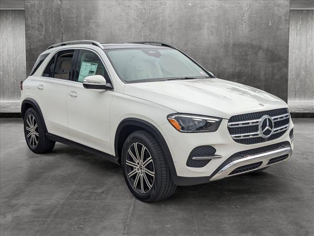 new 2024 Mercedes-Benz GLE 450 car, priced at $75,705