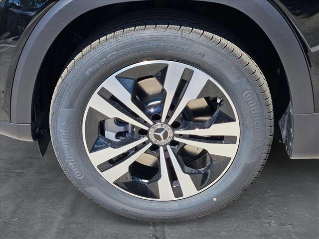 new 2025 Mercedes-Benz GLB 250 car, priced at $49,580
