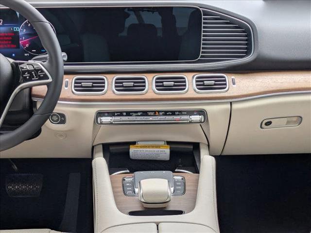 new 2025 Mercedes-Benz GLE 450 car, priced at $74,810