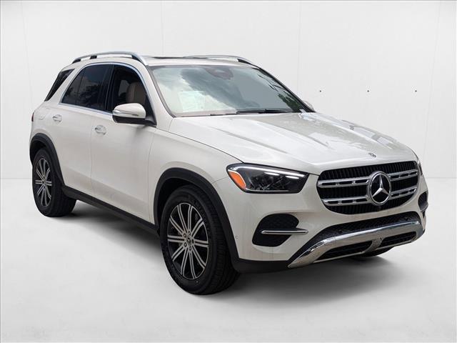 new 2025 Mercedes-Benz GLE 450 car, priced at $74,810