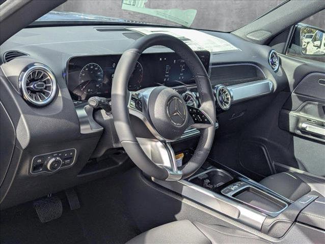 new 2025 Mercedes-Benz GLB 250 car, priced at $49,580