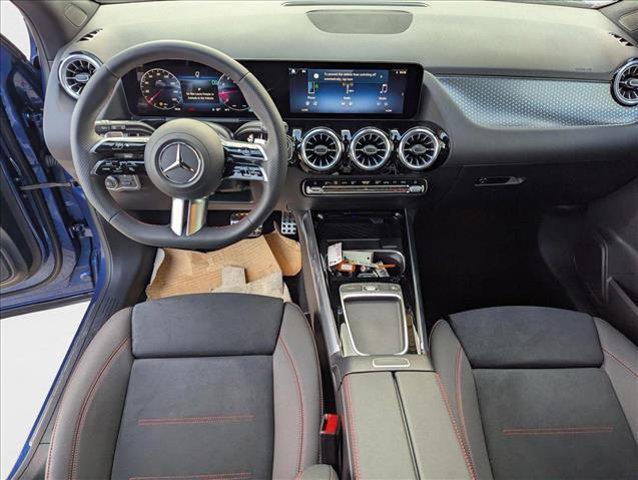 new 2025 Mercedes-Benz GLA 250 car, priced at $53,515