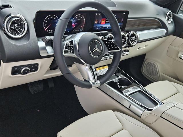 new 2025 Mercedes-Benz GLB 250 car, priced at $47,770