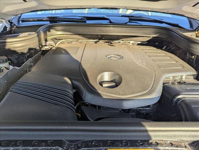 new 2025 Mercedes-Benz GLS 450 car, priced at $92,325