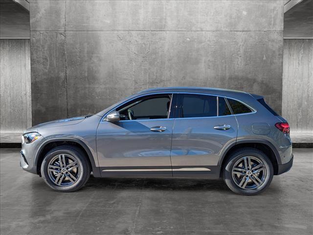 new 2025 Mercedes-Benz GLA 250 car, priced at $45,085