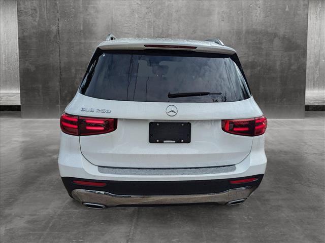 new 2025 Mercedes-Benz GLB 250 car, priced at $48,450