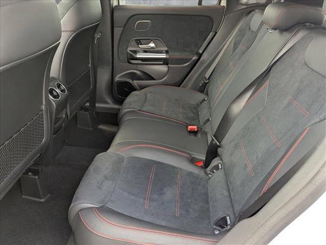 new 2025 Mercedes-Benz GLA 250 car, priced at $51,935