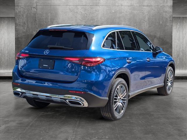 new 2025 Mercedes-Benz GLC 300 car, priced at $53,225