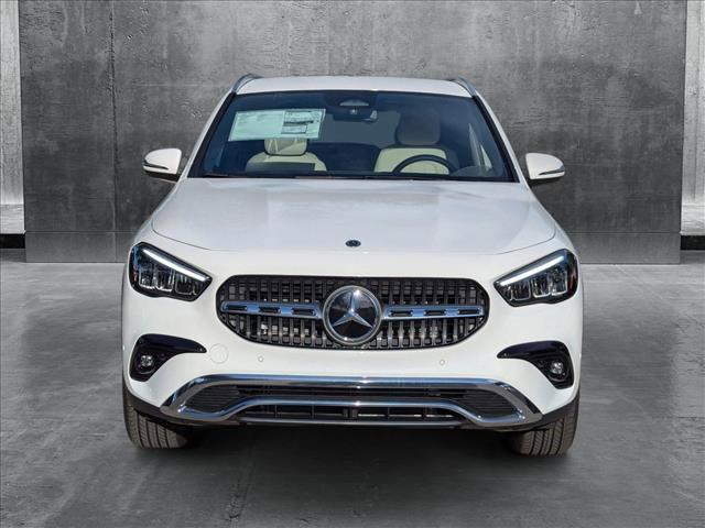 new 2025 Mercedes-Benz GLA 250 car, priced at $44,680