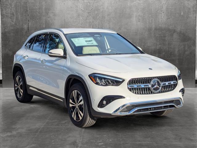 new 2025 Mercedes-Benz GLA 250 car, priced at $44,680