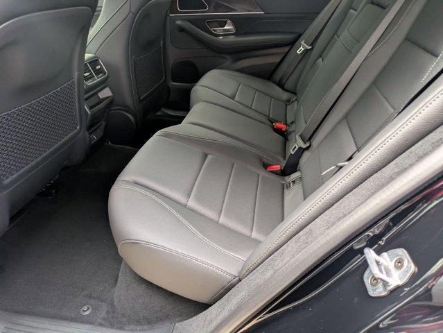 new 2025 Mercedes-Benz GLE 350 car, priced at $65,355