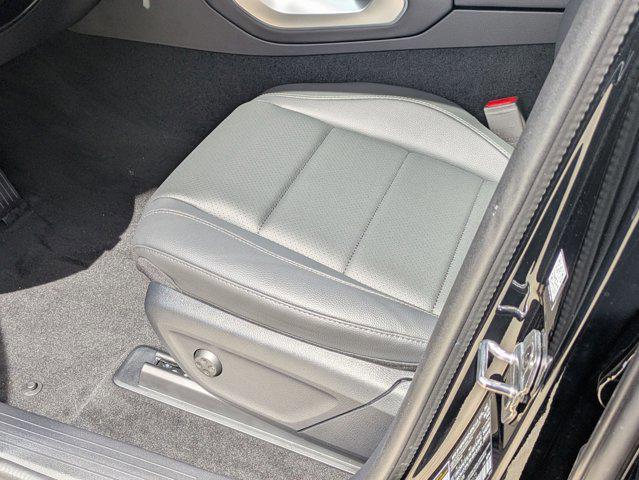 new 2025 Mercedes-Benz GLE 350 car, priced at $65,355