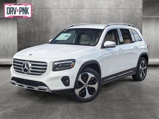 new 2024 Mercedes-Benz GLB 250 car, priced at $47,195