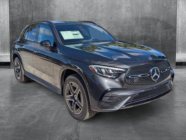 new 2025 Mercedes-Benz GLC 300 car, priced at $58,985