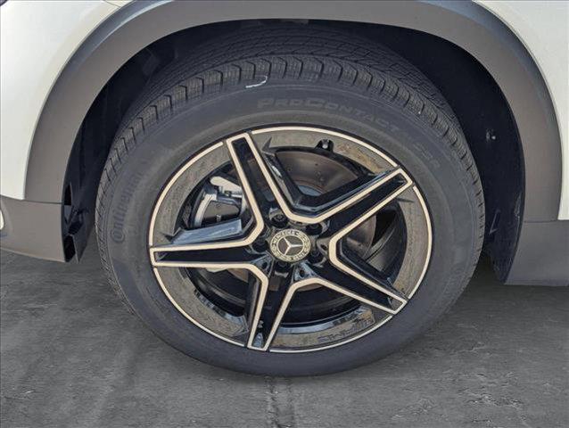new 2025 Mercedes-Benz GLB 250 car, priced at $51,975