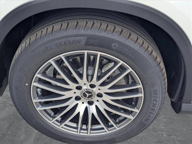 new 2025 Mercedes-Benz GLC 300 car, priced at $52,500