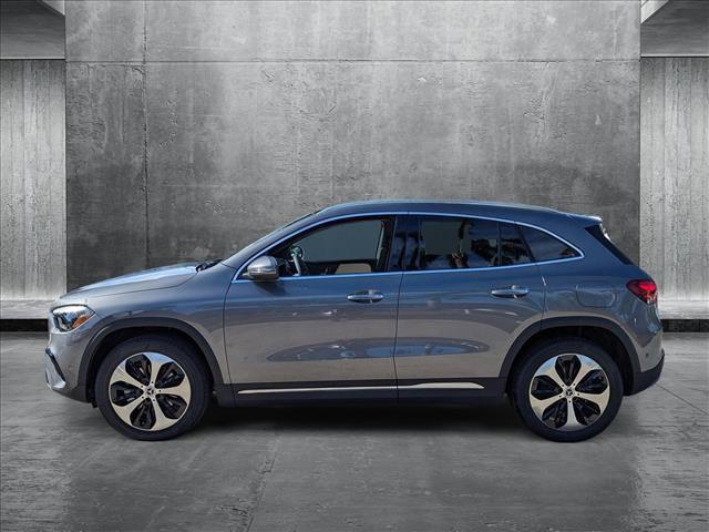 new 2025 Mercedes-Benz GLA 250 car, priced at $47,325