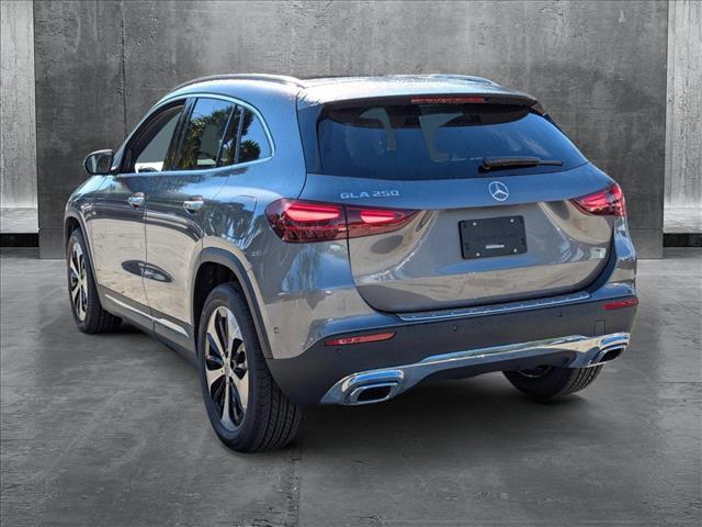 new 2025 Mercedes-Benz GLA 250 car, priced at $47,325