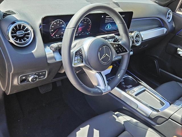 new 2025 Mercedes-Benz GLB 250 car, priced at $47,280