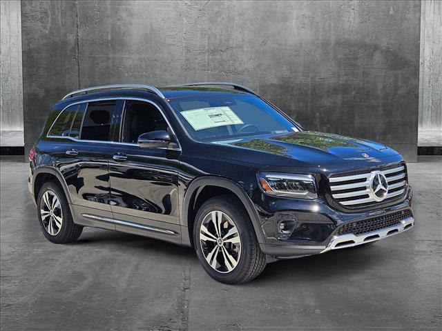 new 2025 Mercedes-Benz GLB 250 car, priced at $47,280